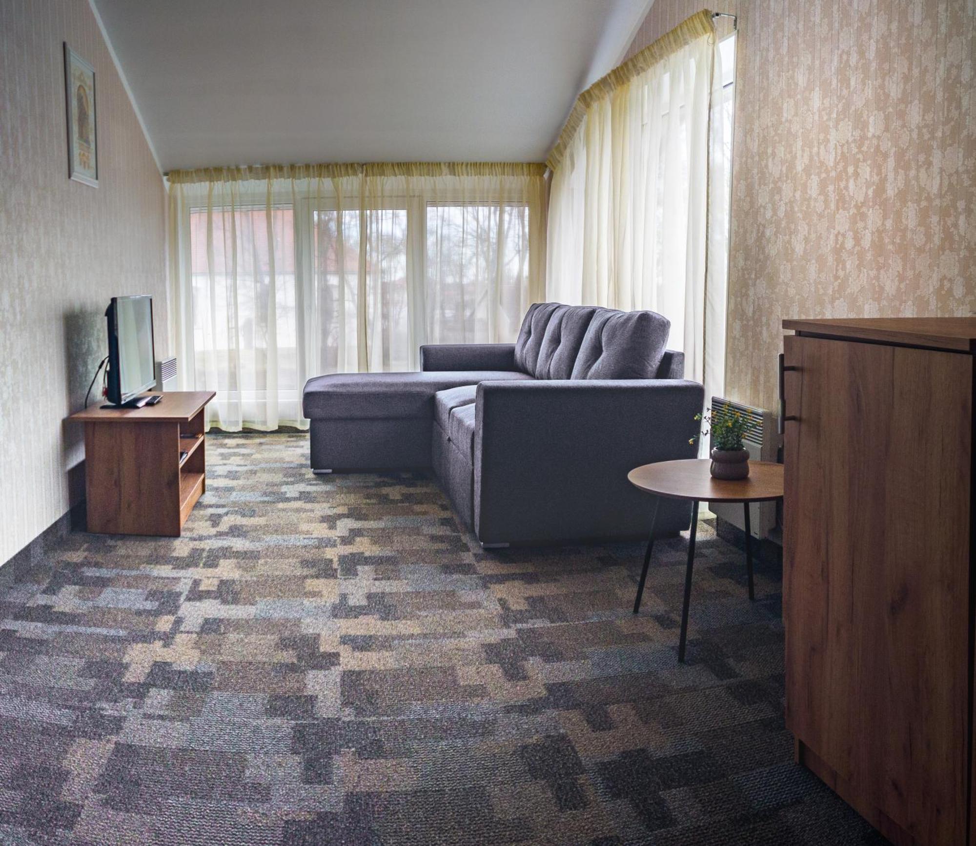 Hotell Wironia Jõhvi エクステリア 写真