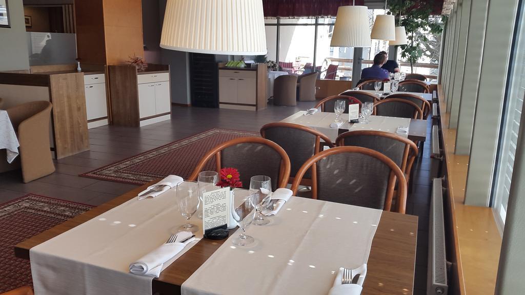 Hotell Wironia Jõhvi エクステリア 写真