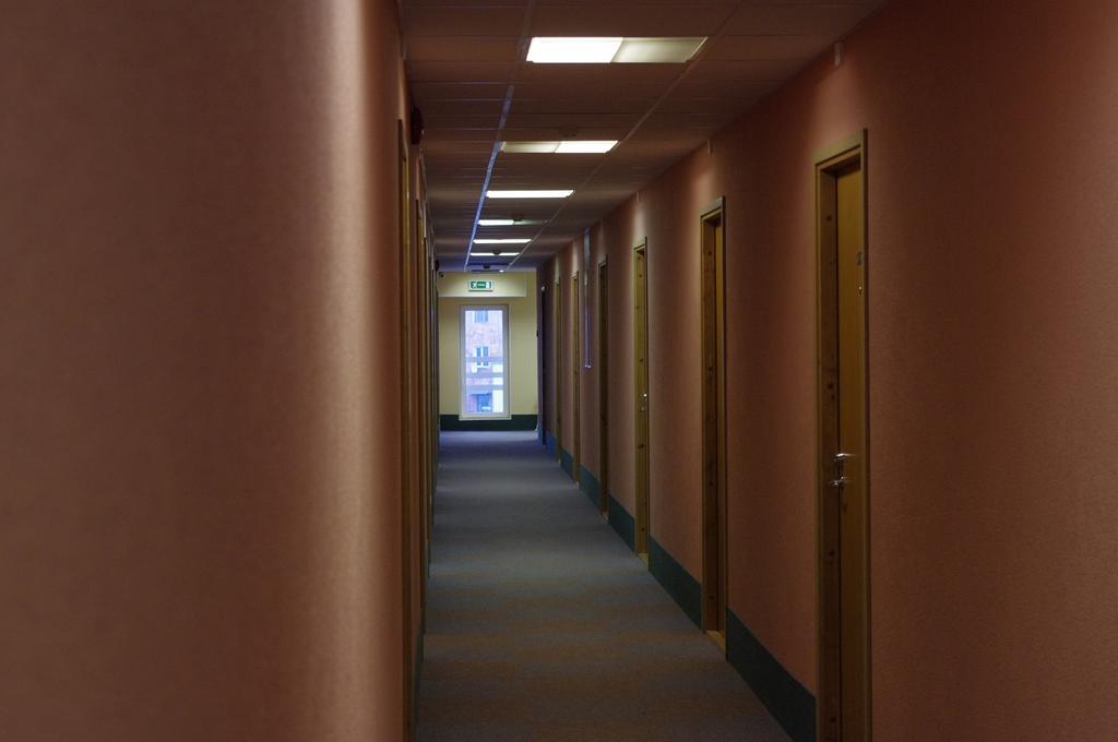 Hotell Wironia Jõhvi エクステリア 写真